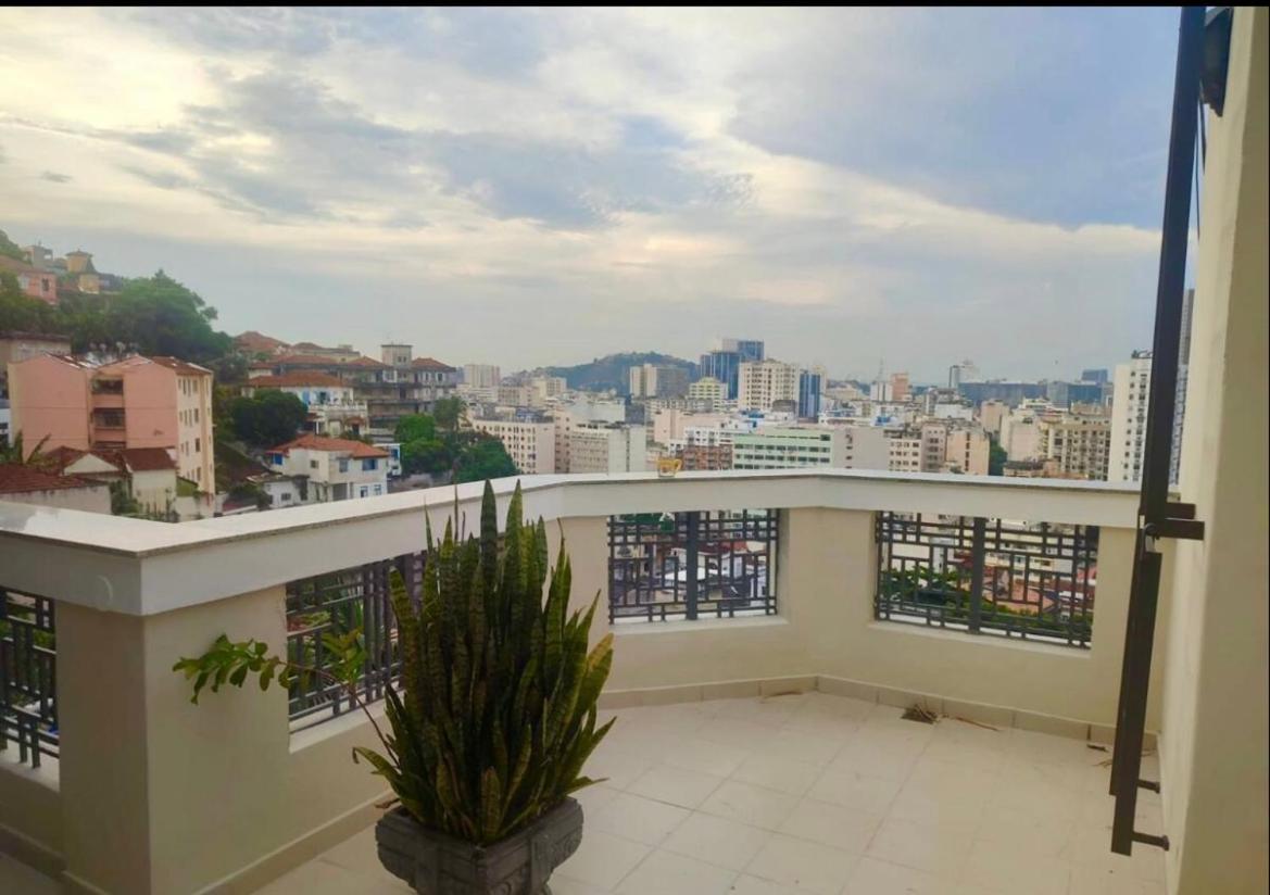 Habitación en casa particular Com Ar Em Pousada Em Santa Teresa Río de Janeiro